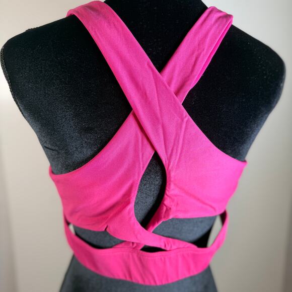 Fabletics Sports Bra XL Hot Pink Crossback Cutout Longline Tank Bra Support - Picture 2 of 8
